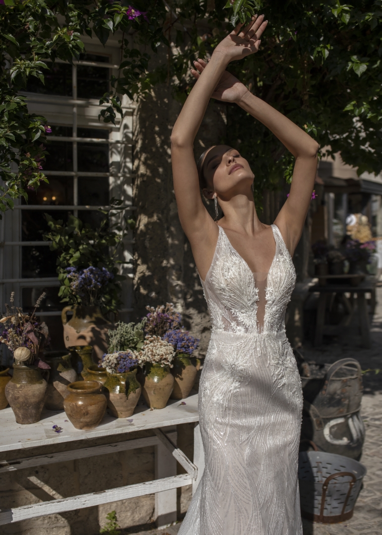 Glasgow Dominiss Menyasszonyi Ruha - The White House Esküvői Ruhaszalon